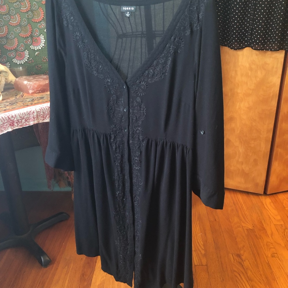 Torrid Button-Up Shirt Dress (NO LINING) - Picture 3 of 7